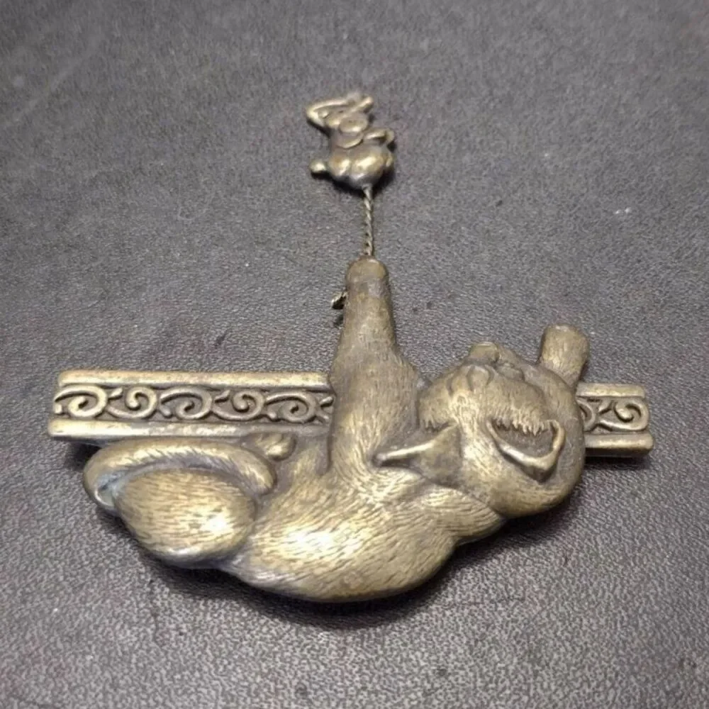 Jonette Jewelry mouse shelf cat